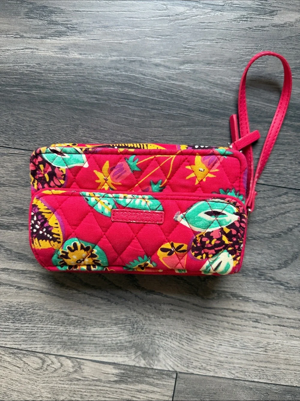 Vera Bradley All In One Crossbody Quilted Floral Rumba Pattern Wristlet Wallet